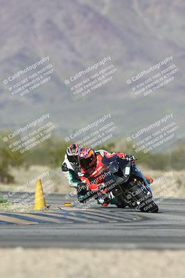 media/Jan-15-2026-Racers Edge (Thu) [[dfebeb70ab]]/2-A Group/Session 5 (Turn 5)/